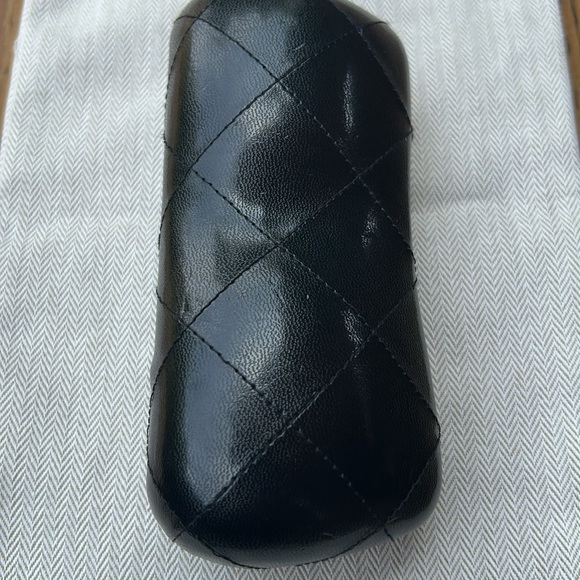 CHANEL Black CC Eyeglasses with Quilted Case - Picture 13 of 14